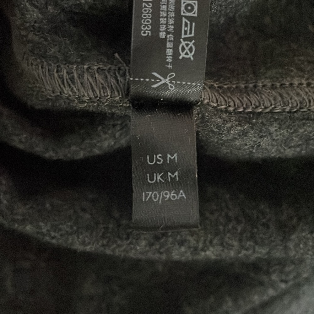NWOT Free People Grey Medium Soft Long Sleeve Pullover. ๐ - Picture 4 of 5
